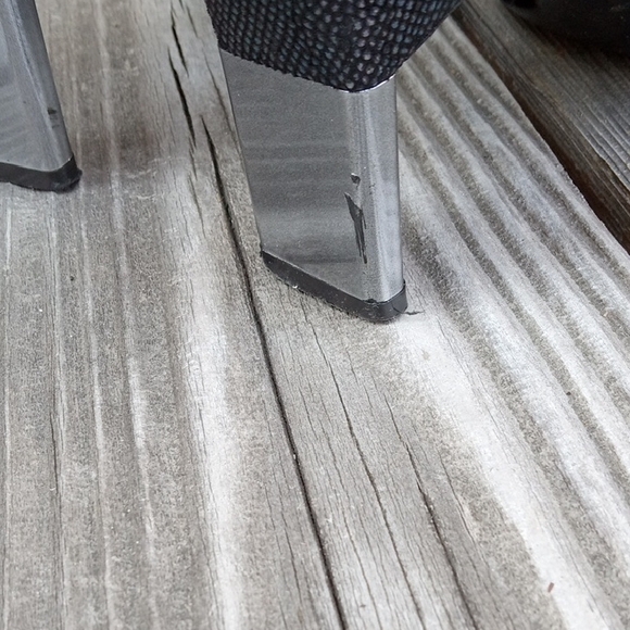 Charles Jourdan Textured Black Leather Heels - Picture 8 of 10